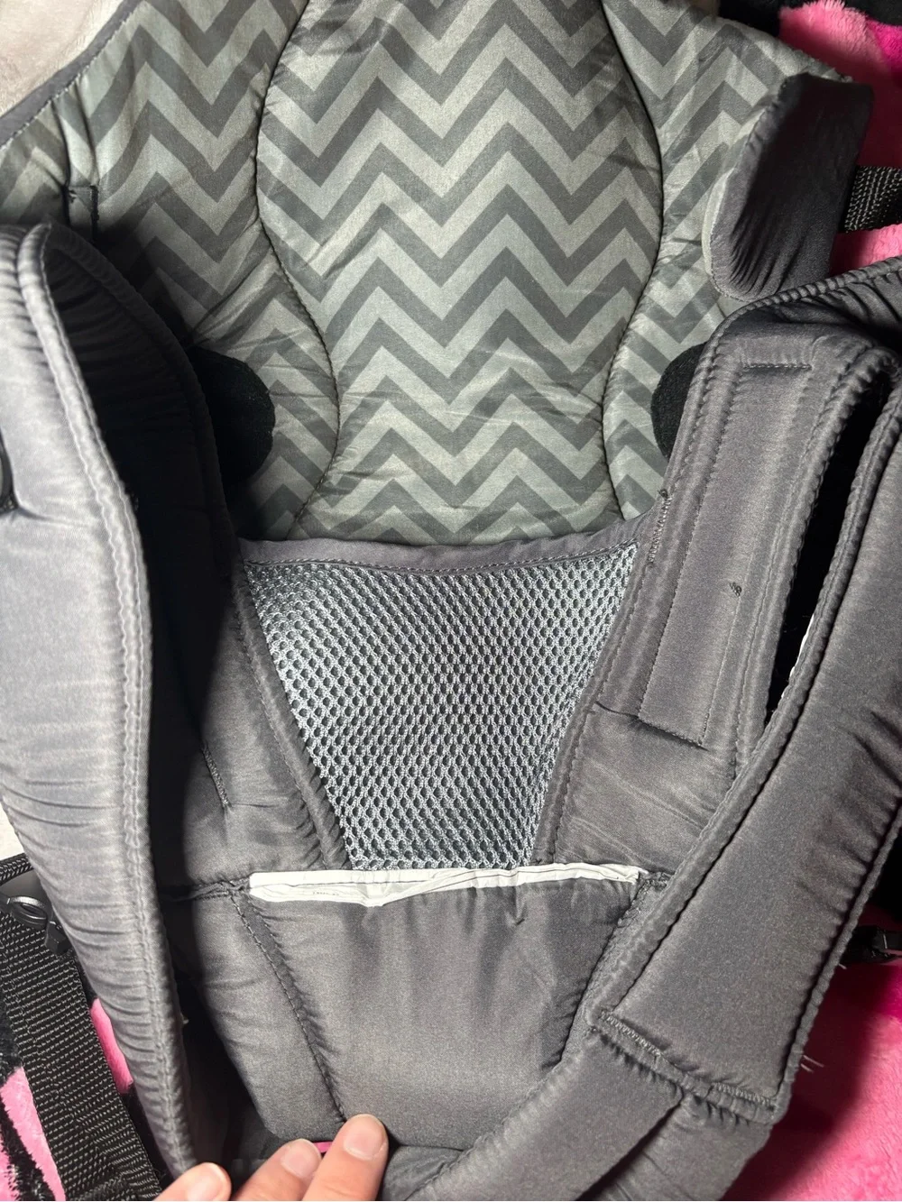 Evenflo Breathable Carrier,